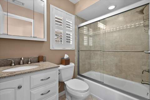 2424 SW Foxpoint Trail, Palm City FL - photo 23 of 52