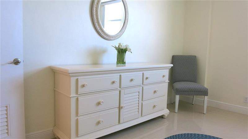 1 bedroom Condominium at 4250 Galt Ocean Drive #15d, Galt Towers Condo, Fort Lauderdale — photo 3