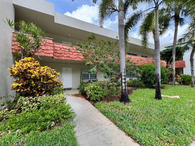 901 Cypress Terrace #103