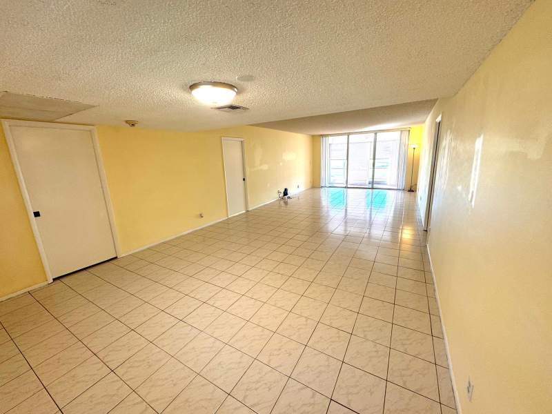 3 bedroom Condominium at 901 Cypress Terrace #103, No 97 Palm-Aire Country Club, Pompano Beach — photo 3