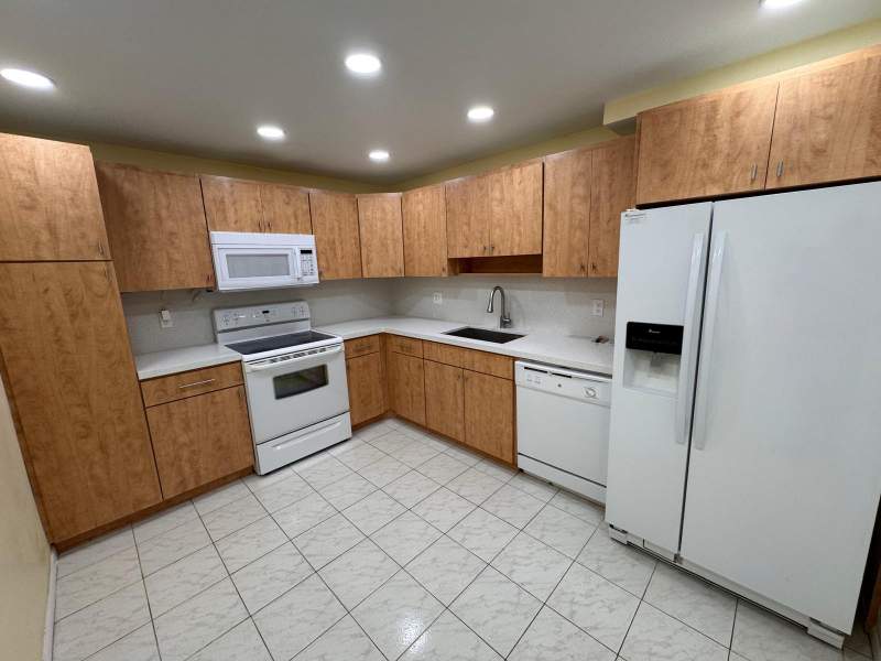 3 bedroom Condominium at 901 Cypress Terrace #103, No 97 Palm-Aire Country Club, Pompano Beach — photo 5