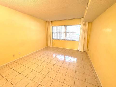 901 Cypress Terrace #103, Pompano Beach FL - photo 17 of 28