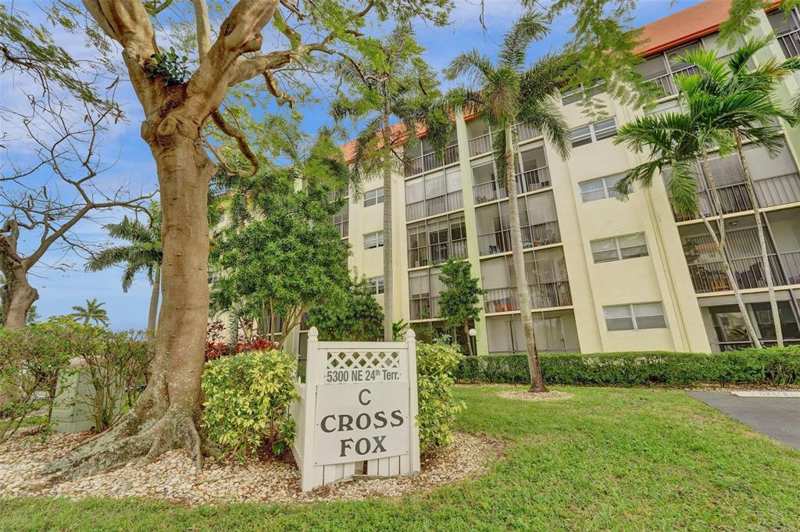 1 bedroom Condominium at 5300 NE 24th Terrace #218c, Cross Fox Condo, Fort Lauderdale — photo 1