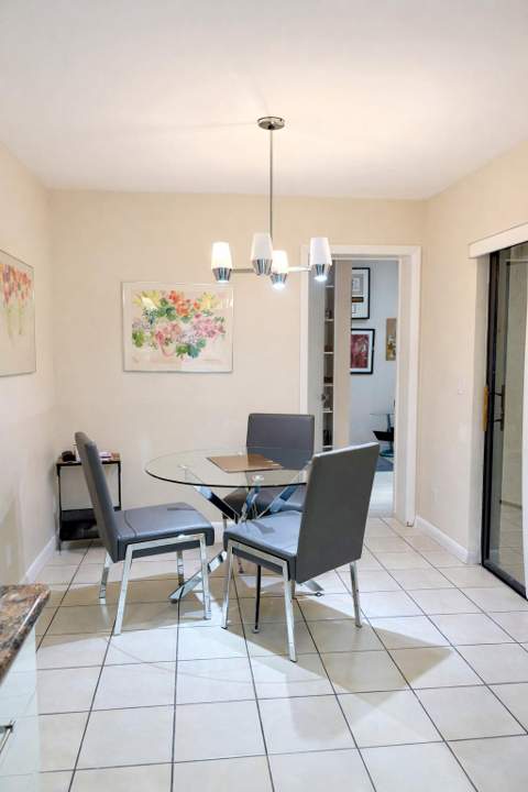 35 Brentwood Drive, Boynton Beach FL - photo 10 of 19