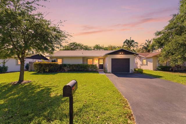 Royal Palm Pointe