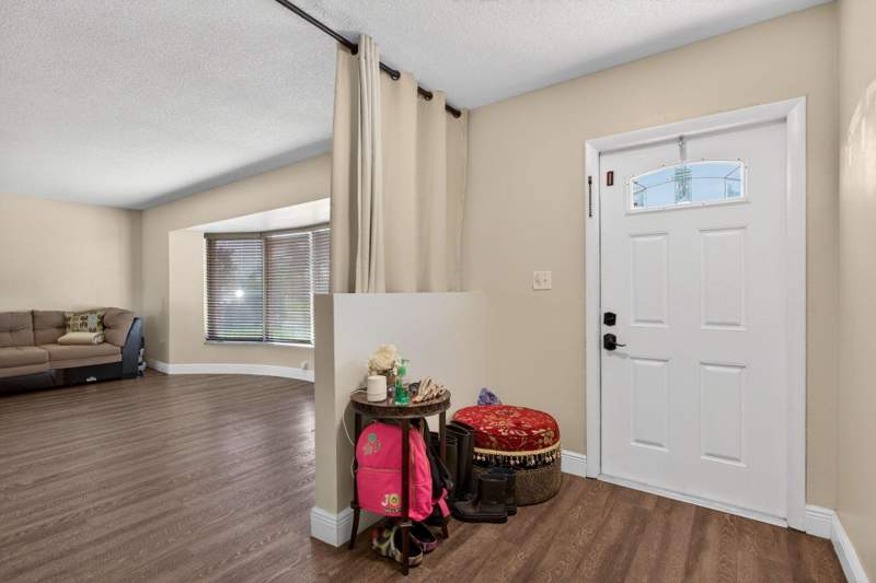 4 bedroom Single Family Residence at 6701 NW 20th Street, Margate Shores, Margate — photo 3