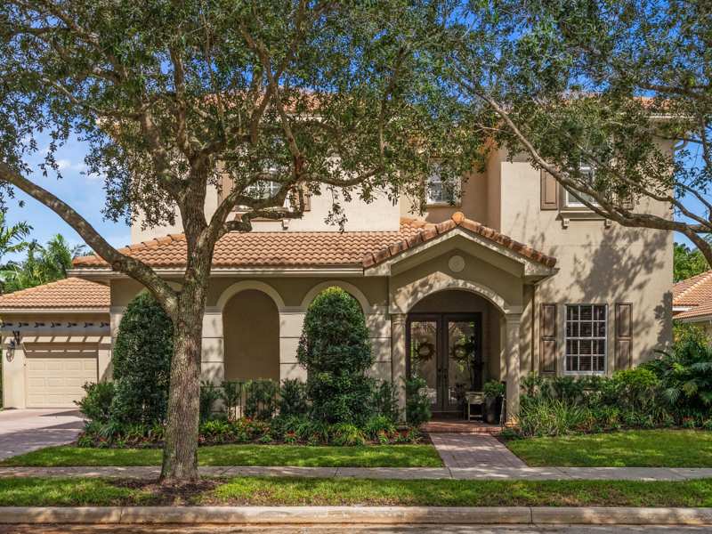 6 bedroom Single Family Residence at 175 Via Rosina, Pines On Pennock Lane Pud 2, Jupiter — photo 1
