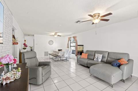 5388 Mendoza Street #88-b, West Palm Beach FL - photo 7 of 28
