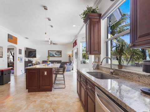 6025 Indian Forest Circle, Lake Worth FL - photo 9 of 61