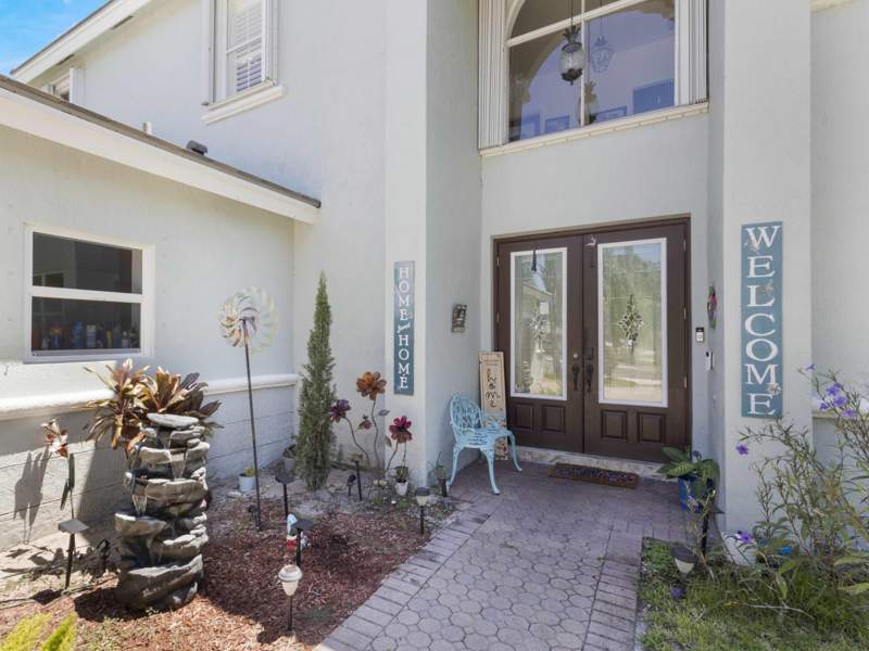 5 bedroom Single Family Residence at 6025 Indian Forest Circle, WINSTON TRAILS PAR 18, Lake Worth — photo 4