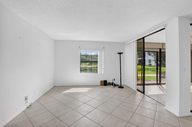3 bedroom Condominium at 5415 Verona Drive #F, Platina / Alexandra Village , Boynton Beach — photo 4