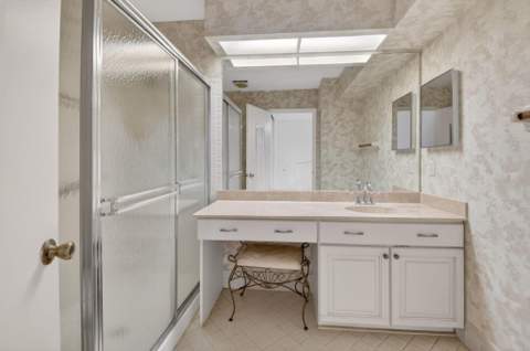 5415 Verona Drive #F, Boynton Beach FL - photo 13 of 62