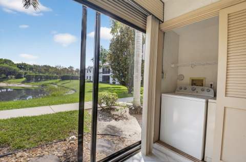 5415 Verona Drive #F, Boynton Beach FL - photo 24 of 62