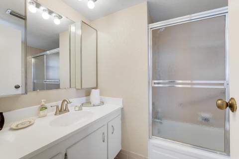 3597 Birdie Drive #607, Lake Worth FL - photo 17 of 27
