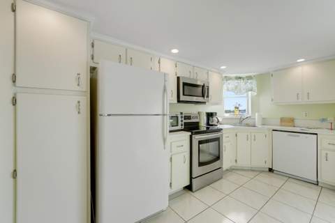 3597 Birdie Drive #607, Lake Worth FL - photo 8 of 27