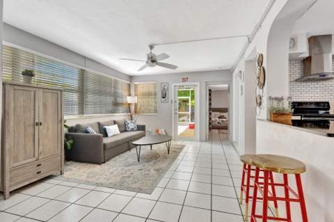 1246 Johnson Street, Hollywood FL - photo 16 of 43