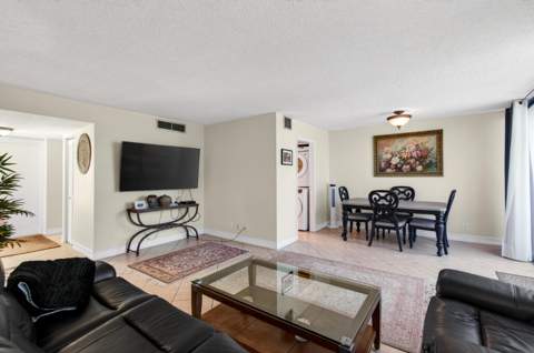 2303 Bridgewood Drive #2303, Boca Raton FL - photo 11 of 45
