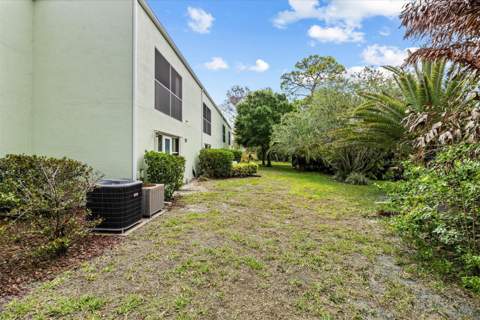2074 SE Wild Meadow Circle, Port St. Lucie FL - photo 21 of 31