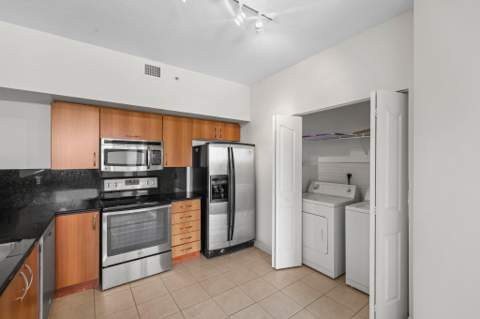 255 NE 3rd Avenue #Unit 2-407, Delray Beach FL - photo 14 of 31