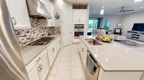 9592 SW Royal Poinciana Drive, Port St. Lucie FL - photo 13 of 59