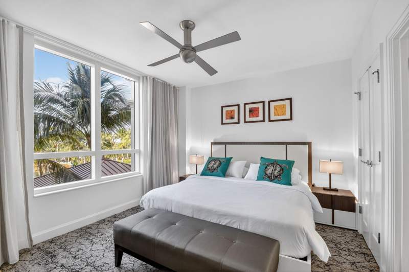 1 bedroom Condominium at 3800 N Ocean Drive #518, Resort At Singer Island Hotel Condo, Singer Island — photo 4