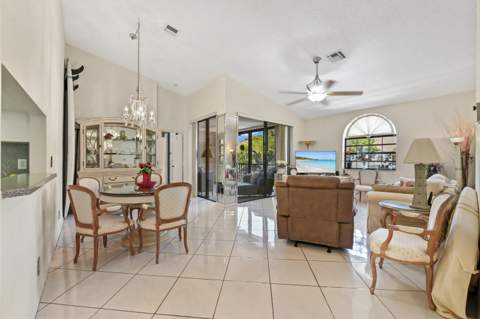 5450 Verona Drive #O, Boynton Beach FL - photo 6 of 21