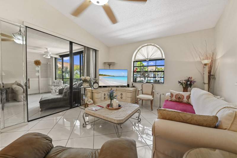 2 bedroom Condominium at 5450 Verona Drive #O, Alexandra Village, Boynton Beach — photo 5