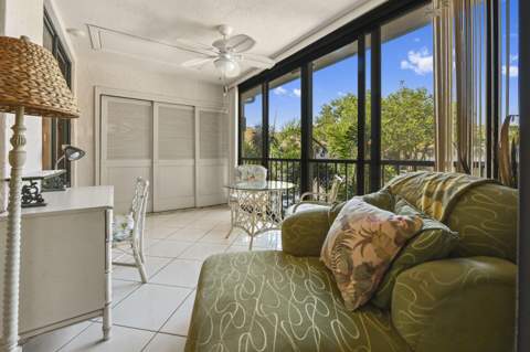 5450 Verona Drive #O, Boynton Beach FL - photo 9 of 21