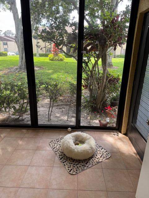440 Pine Glen Lane #B-1, Greenacres FL - photo 9 of 27