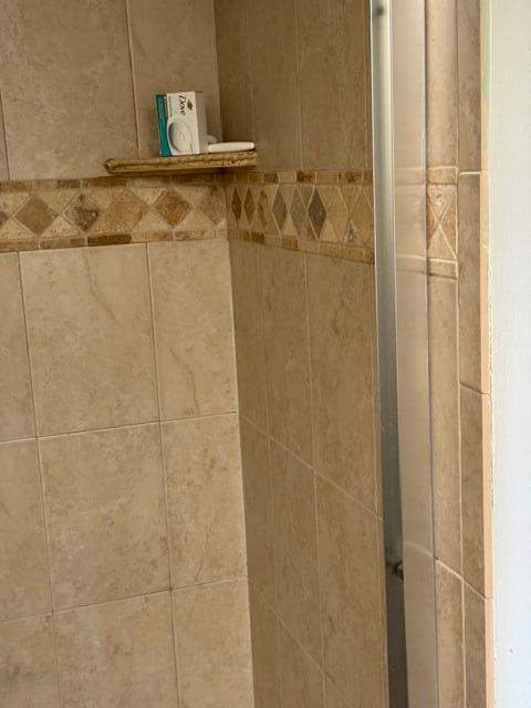 440 Pine Glen Lane #B-1, Greenacres FL - photo 12 of 27