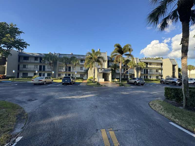 3 bedroom Condominium at 4832 Esedra Court #106, Fountains Of Palm Beach Condo 4, Lake Worth — photo 1