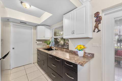 5713 NW 84th Terrace, Tamarac FL - photo 11 of 29