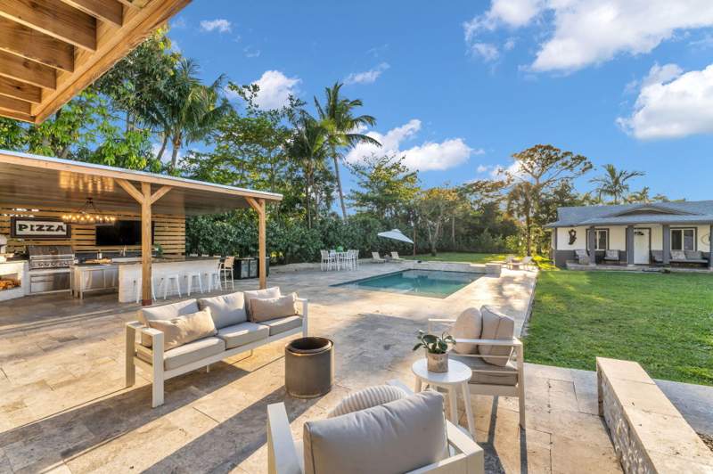 6 bedroom Single Family Residence at 13487 Barwick Road, Delray Beach, Delray Beach — photo 3