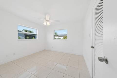 8107 NW 96th Avenue, Tamarac FL - photo 12 of 23