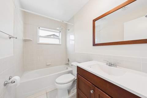 8107 NW 96th Avenue, Tamarac FL - photo 10 of 23