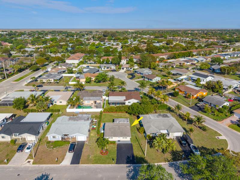 2 bedroom Single Family Residence at 8107 NW 96th Avenue, Westwood Community 5, Tamarac — photo 4