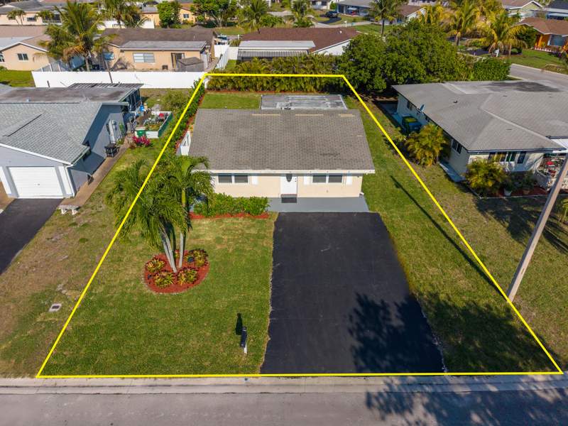 2 bedroom Single Family Residence at 8107 NW 96th Avenue, Westwood Community 5, Tamarac — photo 2
