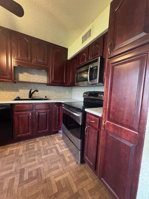 4832 Esedra Court #106, Lake Worth FL - photo 11 of 45