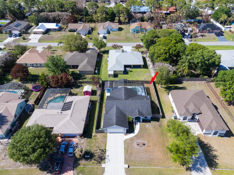 3 bedroom Single Family Residence at 471 SE Ron Rico Terrace, Port St Lucie Section 13, Port St. Lucie — photo 3