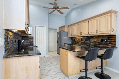 471 SE Ron Rico Terrace, Port St. Lucie FL - photo 10 of 32