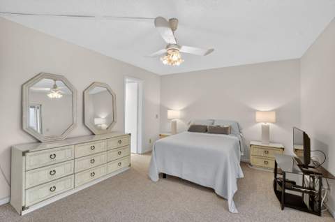 4038 Durham B, Deerfield Beach FL - photo 14 of 91