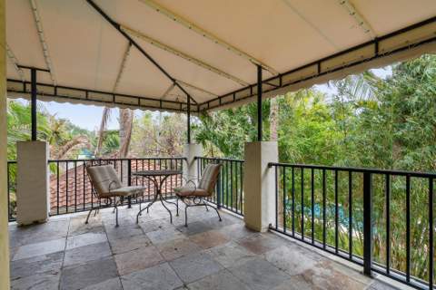 218 N Palmway, Lake Worth Beach FL - photo 17 of 40