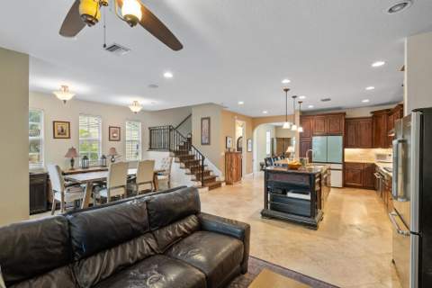 218 N Palmway, Lake Worth Beach FL - photo 11 of 40