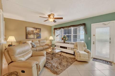 2010 N Farnham, Deerfield Beach FL - photo 11 of 83