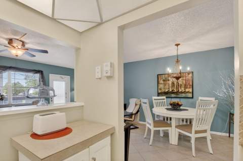 2010 N Farnham, Deerfield Beach FL - photo 17 of 83