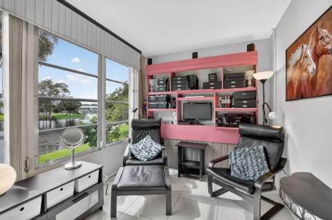 2010 N Farnham, Deerfield Beach FL - photo 8 of 83