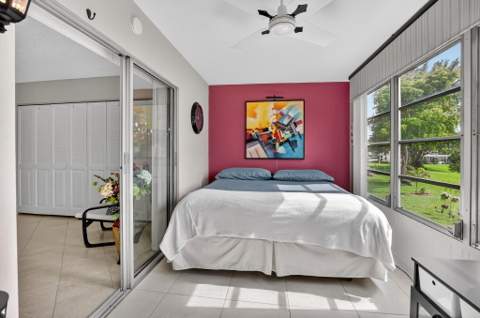 2010 N Farnham, Deerfield Beach FL - photo 9 of 83