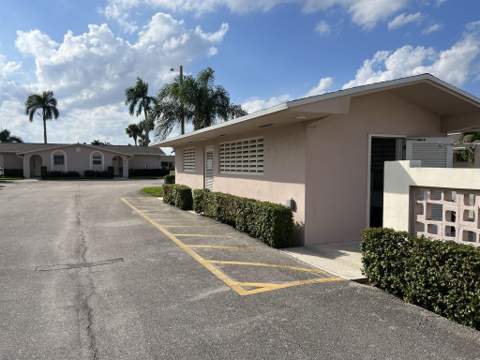 2736 Dudley Drive #I, West Palm Beach FL - photo 18 of 25