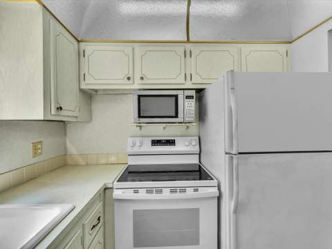 5 Markham A #A, Deerfield Beach FL - photo 11 of 53