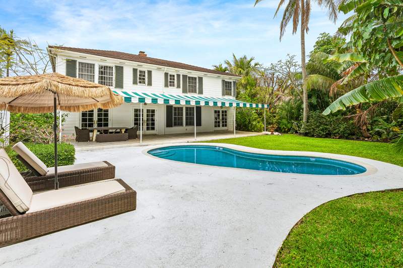 4 bedroom Single Family Residence at 210 Merrain Road, Bello Lido, Palm Beach — photo 5